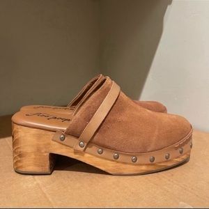 Like new FREE PEOPLE Calabasas Cognac Suede Clog s38.5 / 8.5